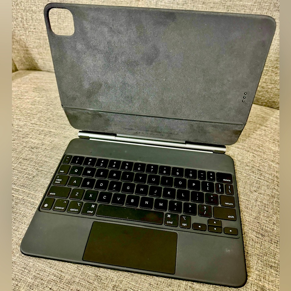 Apple Magic Keyboard Ipad Pro and Air